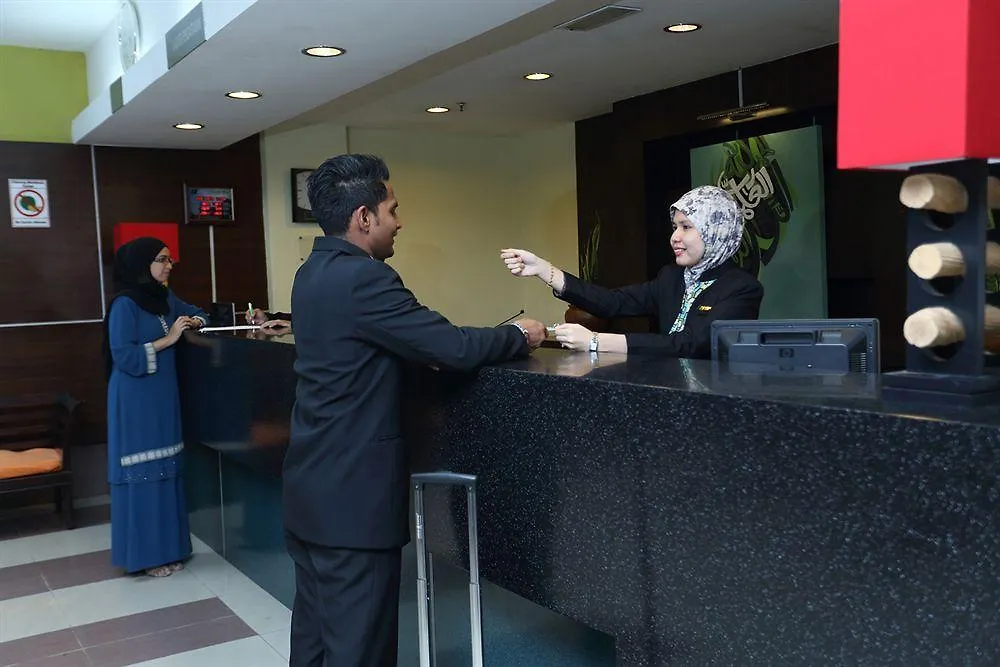 Raia Inn Penang Bayan Lepas 3*,